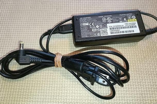 富士通ノートA574/M SSD512GB メモリ16GB ②