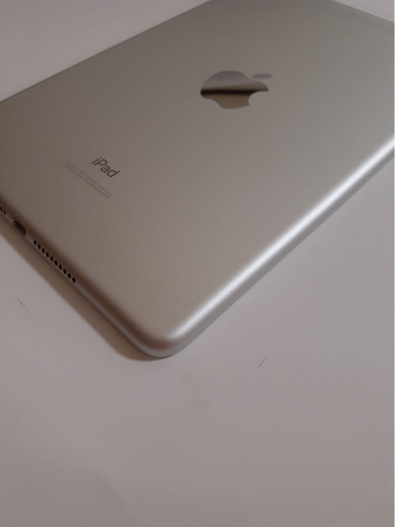 iPad mini5 64GB セルラーモデル SIMフリー シルバー