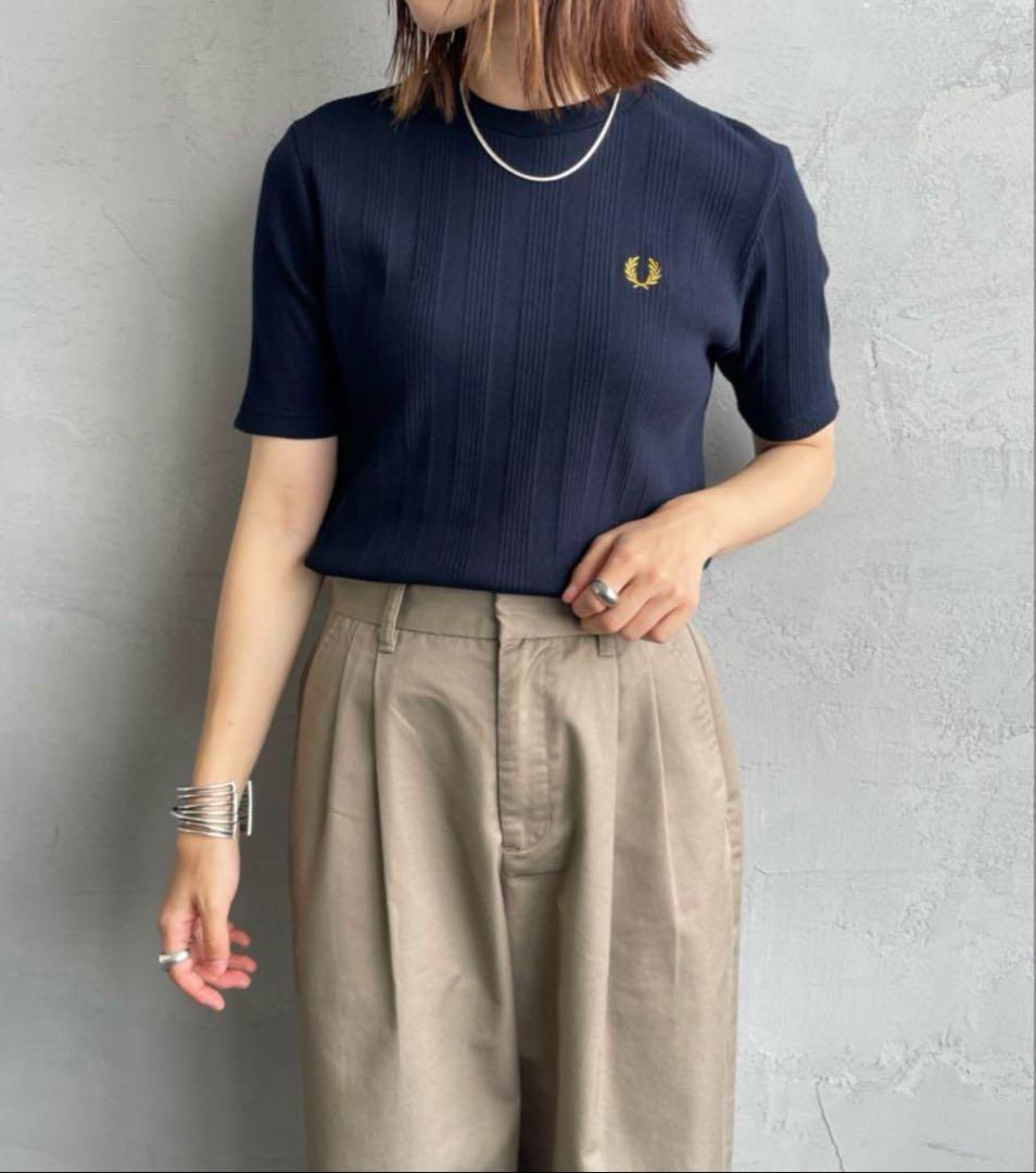 フレッドペリー ネイビー tシャツ　FRED PERRY