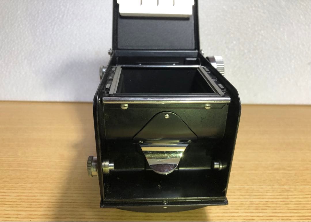 ☆Yashica Rookie 二眼レフカメラ　「動作確認済み」