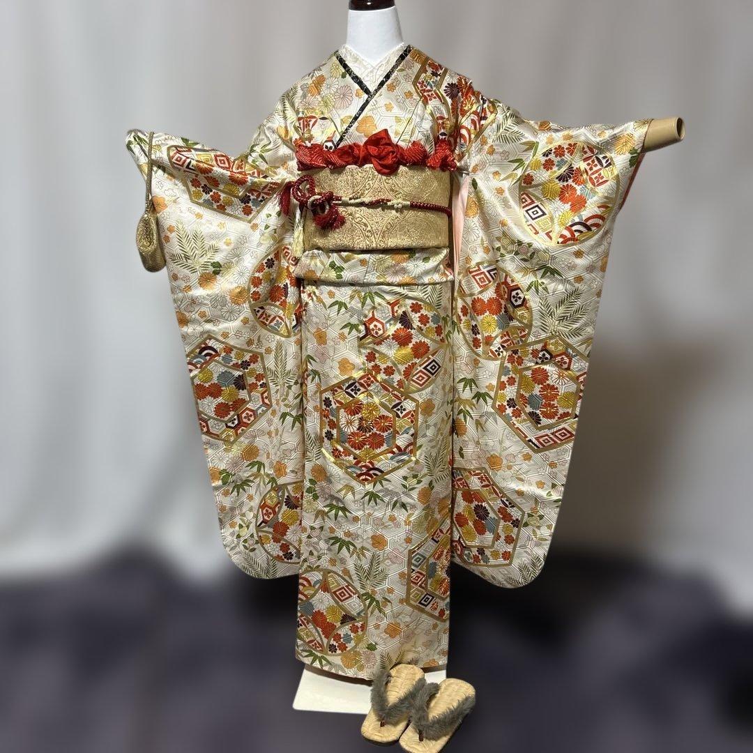 古典美×上質正絹　豪華フルセット 振袖＋ビーズバッグ　駒刺繍　金糸