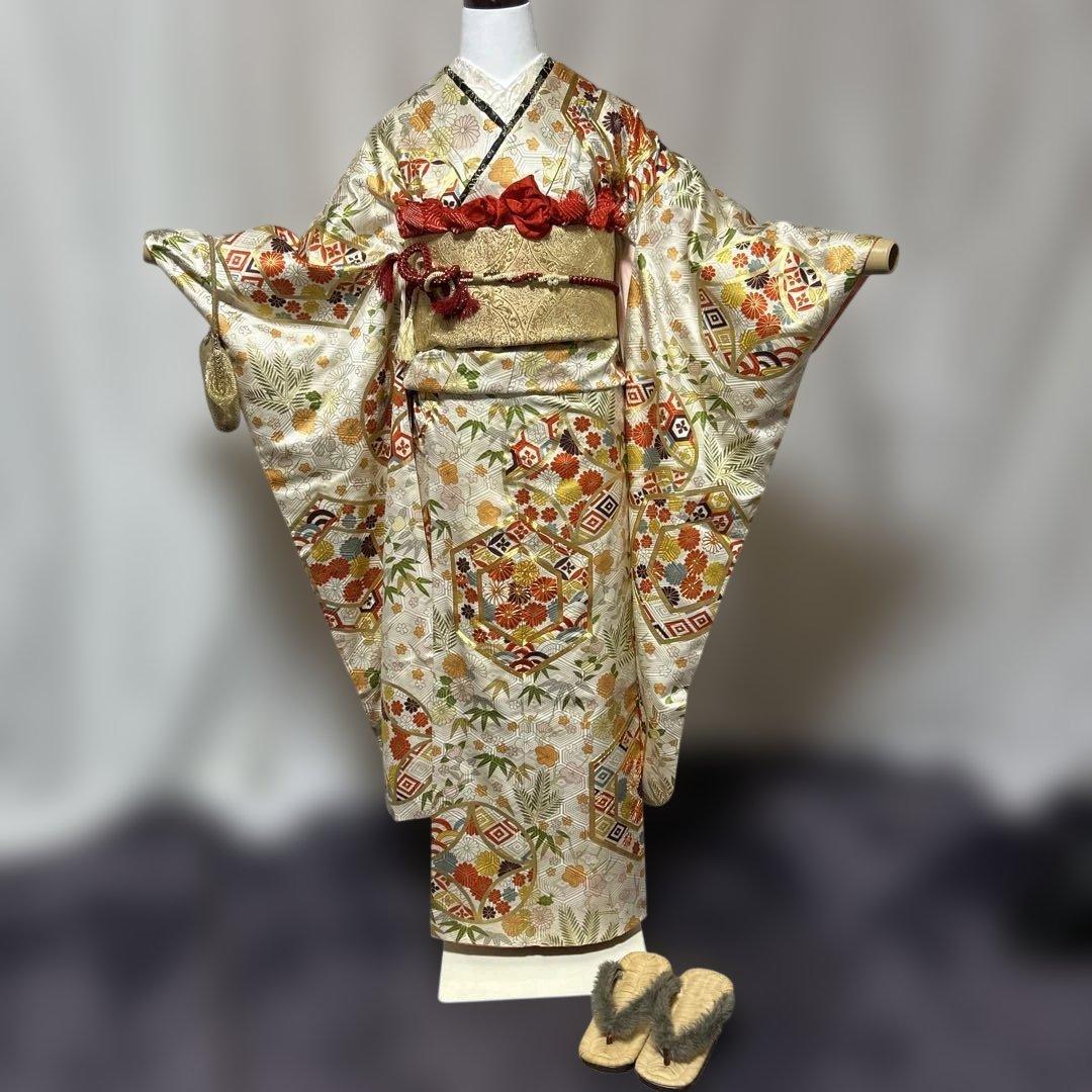 古典美×上質正絹　豪華フルセット 振袖＋ビーズバッグ　駒刺繍　金糸