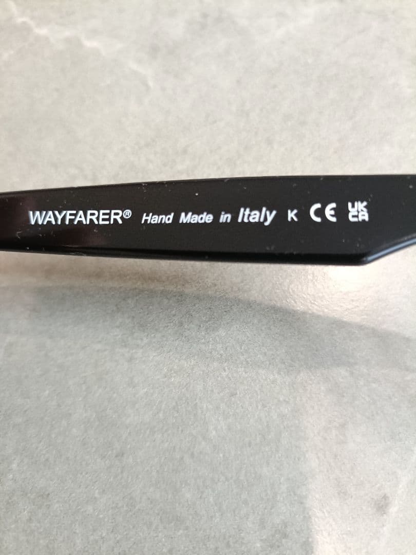 Ray-Ban Wayfarer サングラス 黒/青