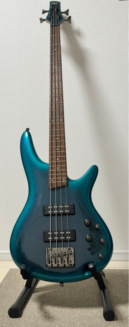 【未使用に近い】　Ibanez 4弦 エレキベース　SR300E-CUB