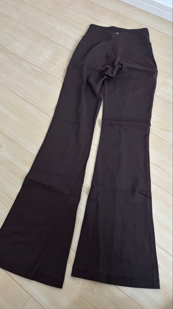 A大特価セールlululemon ヨガウェア ヨガレギンス