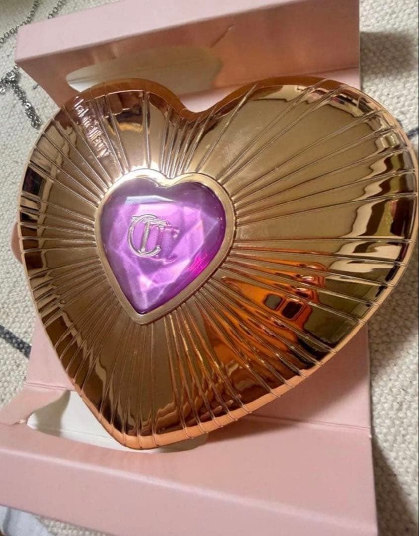 Love blush パウダーチーク CHARLOTTE TILBURY