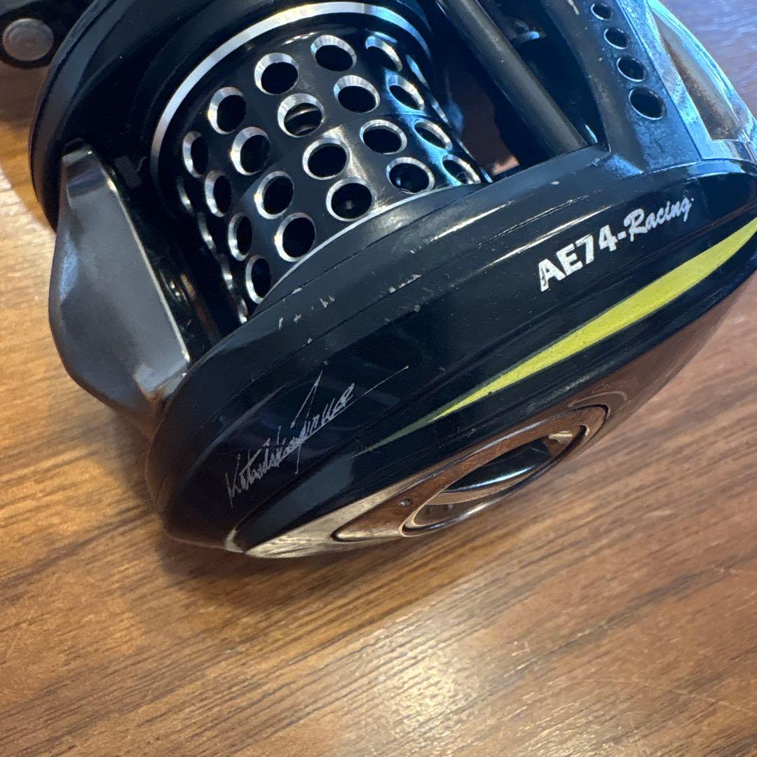 Abu Garcia REVO LTZ AE74-Racing ベイトリール