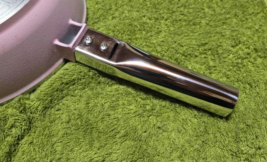 【新品未使用】アサヒ軽金属　オールパン　22cm　ピンク色