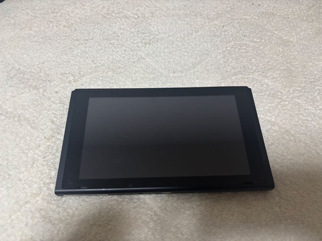 Nintendo Switch 本体 + 専用コントローラー