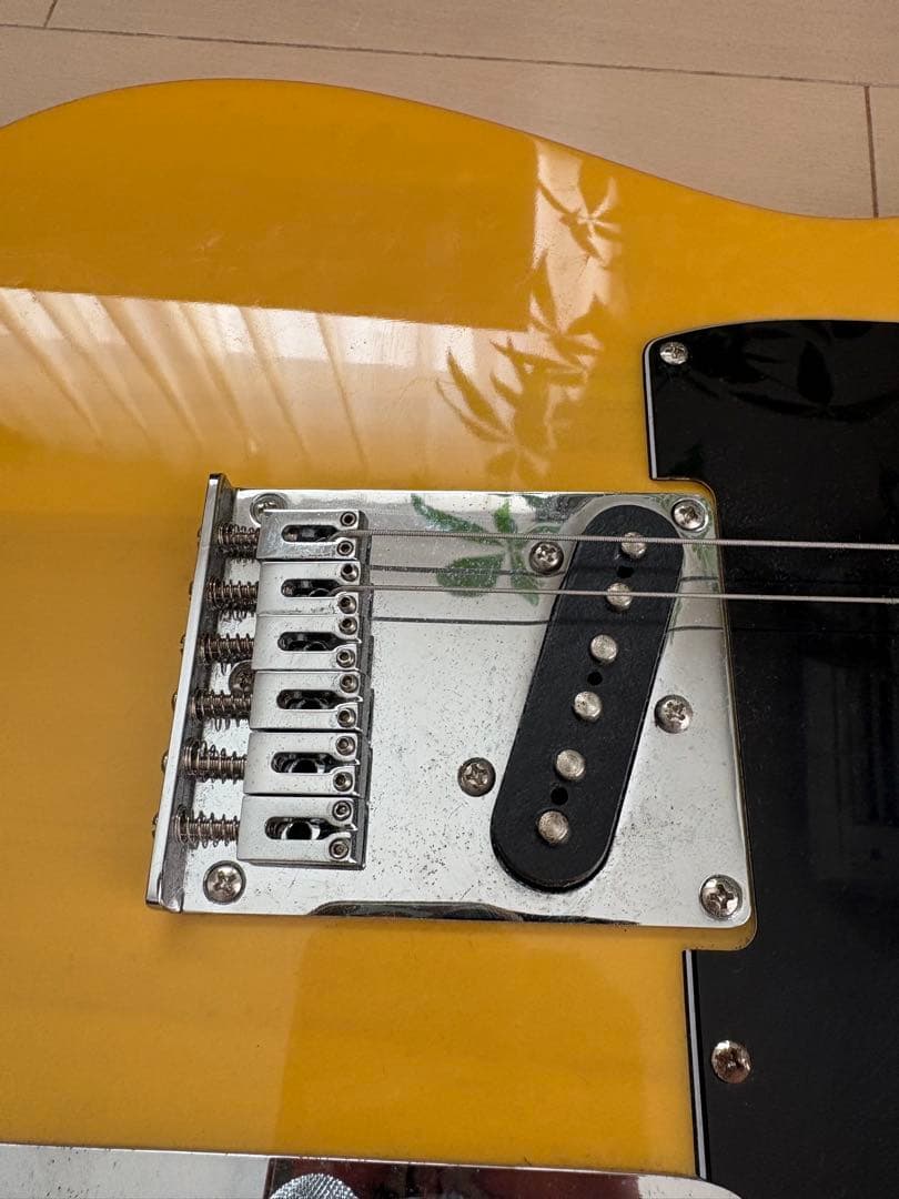 Squier Telecaster イエロー