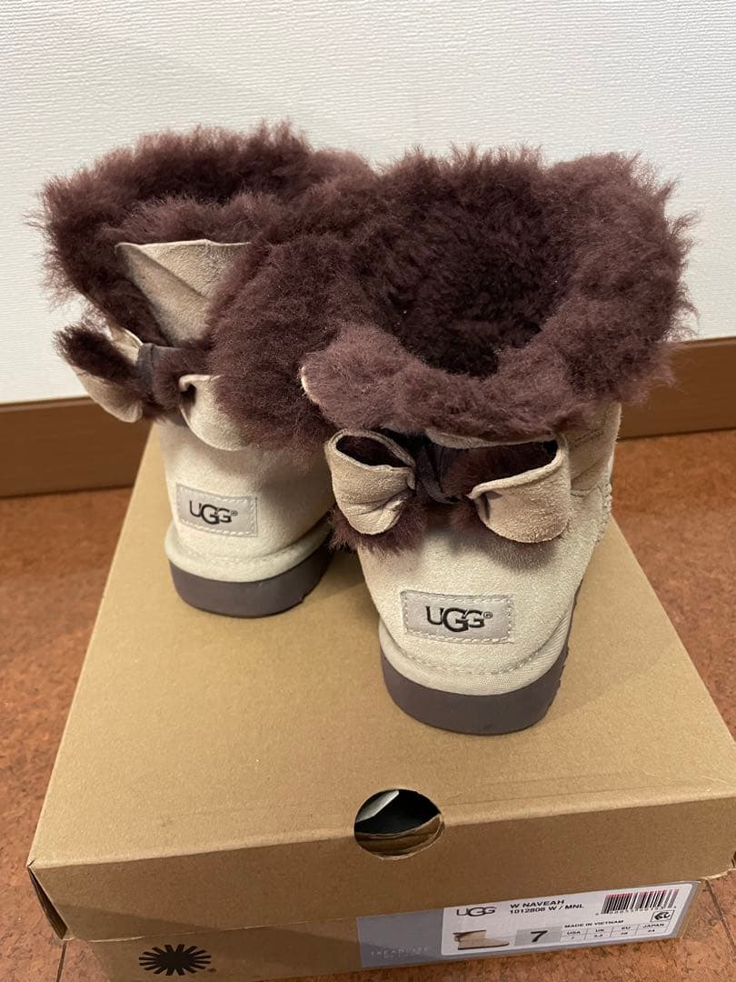 UGG アグ ナベア ムートンブーツ 24cm ムーンライト 美品