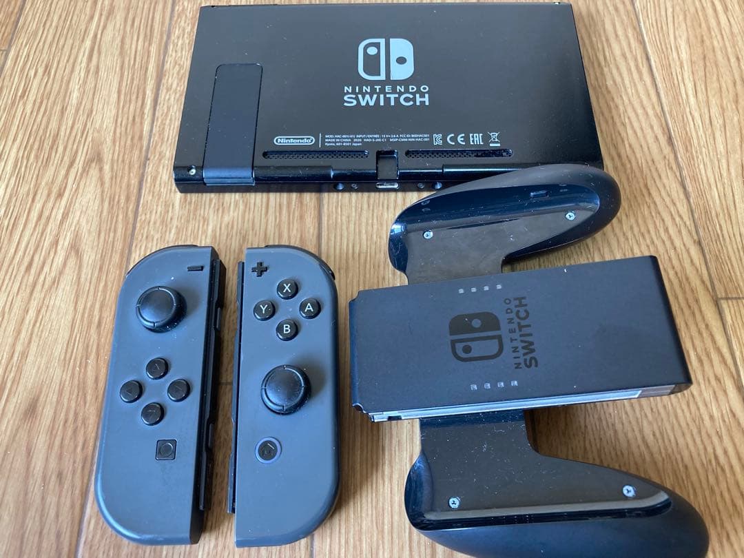 Nintendo Switch 本体と周辺機器(箱無し) New2DSジャンク