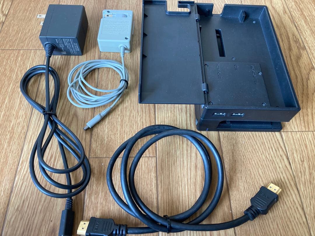 Nintendo Switch 本体と周辺機器(箱無し) New2DSジャンク