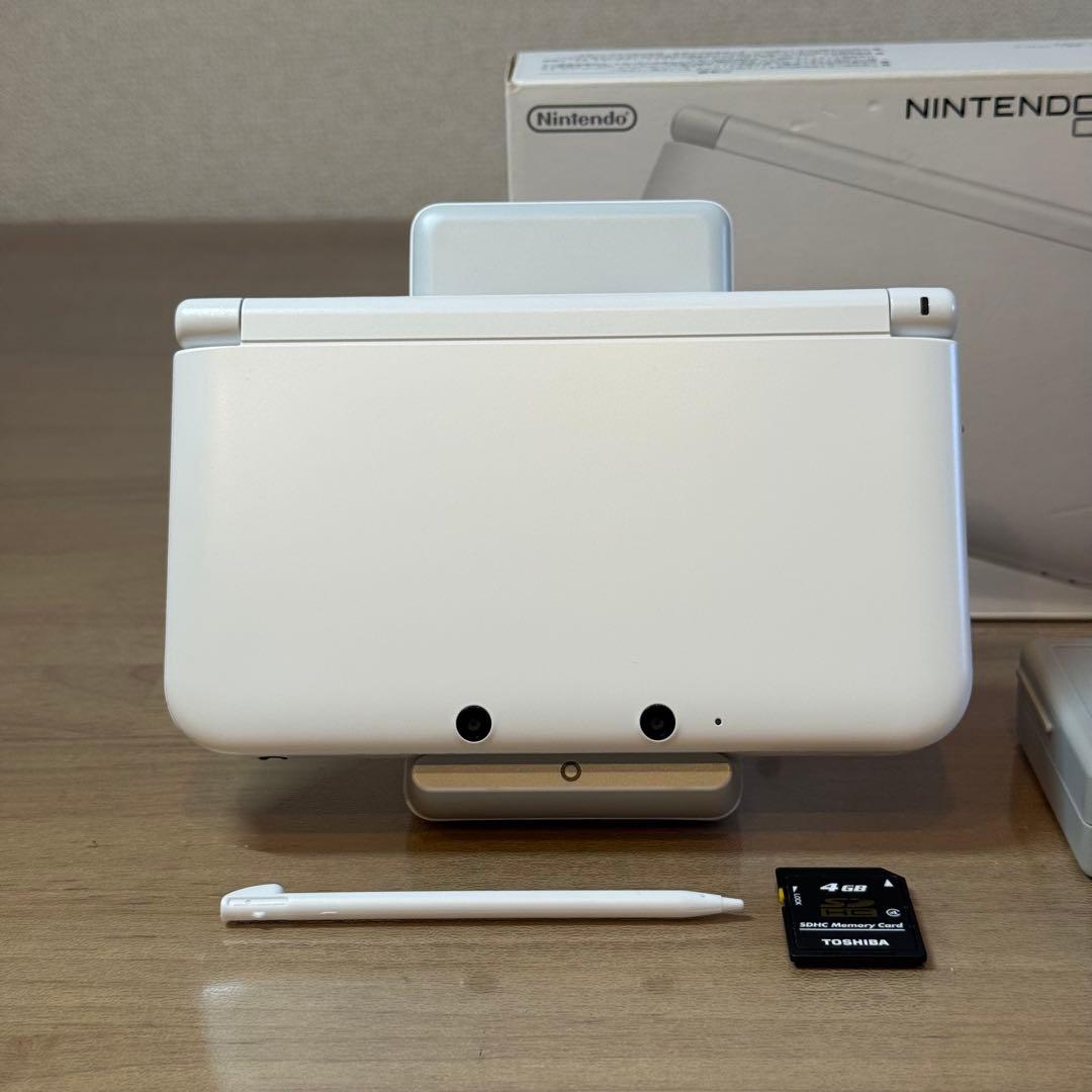 6-034 ニンテンドー3DS LL ホワイト 箱付き