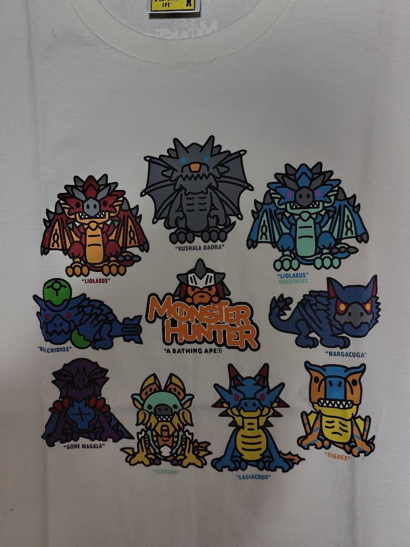 【激レア・限定品】A BATHING APE × モンスターハンター Tシャツ