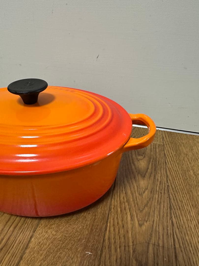 ル・クルーゼ ココット・オーバル 23cm 　楕円形　両手鍋　オレンジ