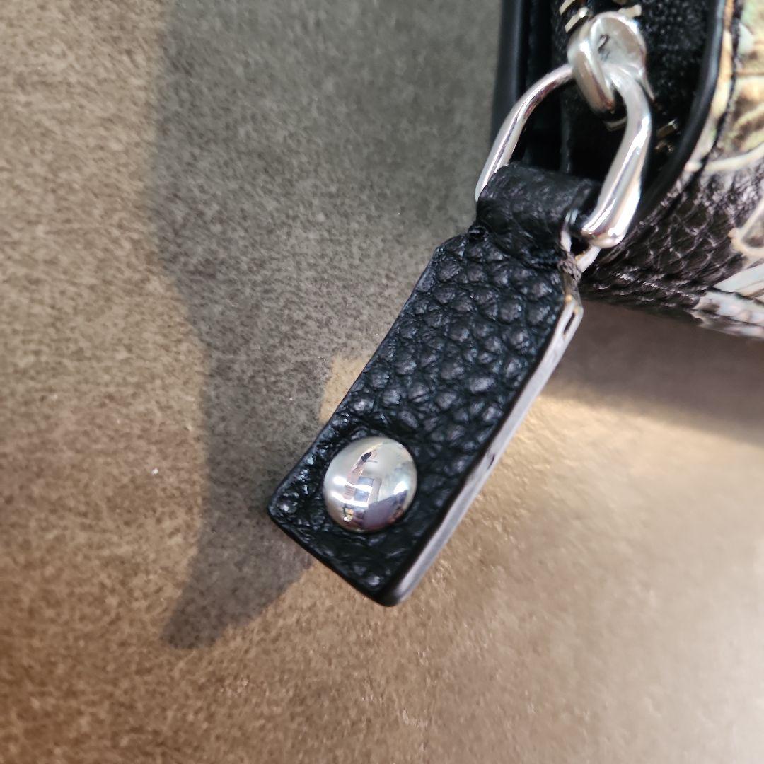 ♡*︎様 気まぐれのお値下げMARC JACOBS ステッカー風二つ折り財布