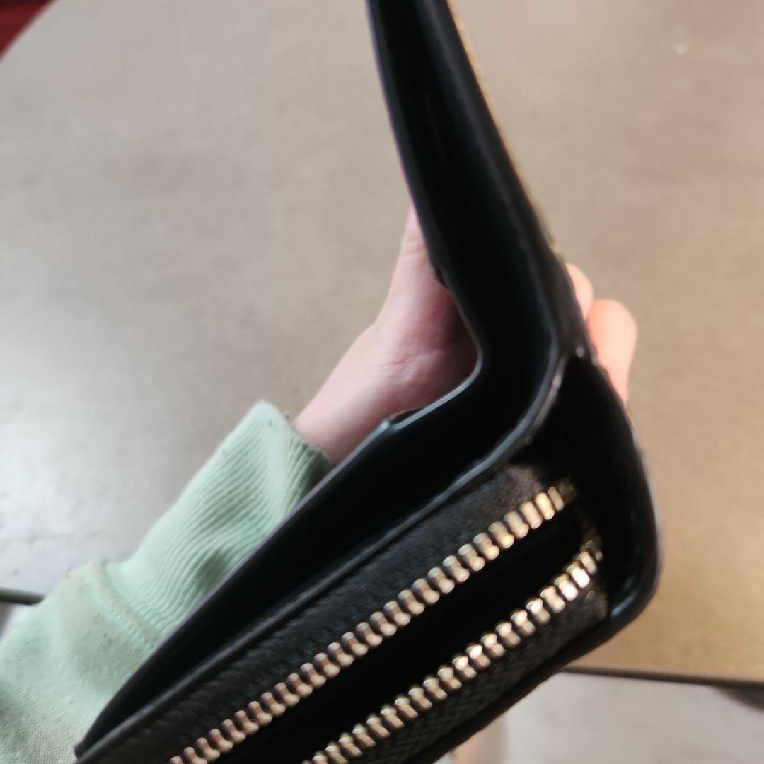 ♡*︎様 気まぐれのお値下げMARC JACOBS ステッカー風二つ折り財布