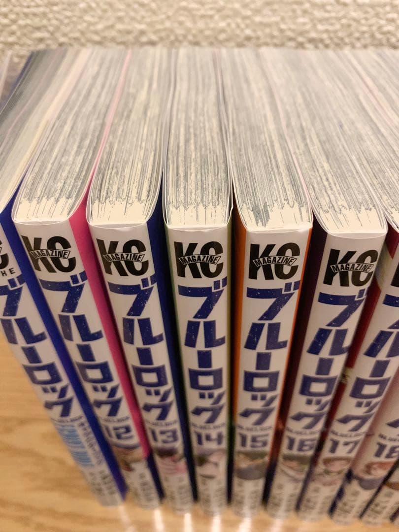 ブルーロック 12~32巻セット(キャラクターブック付き)