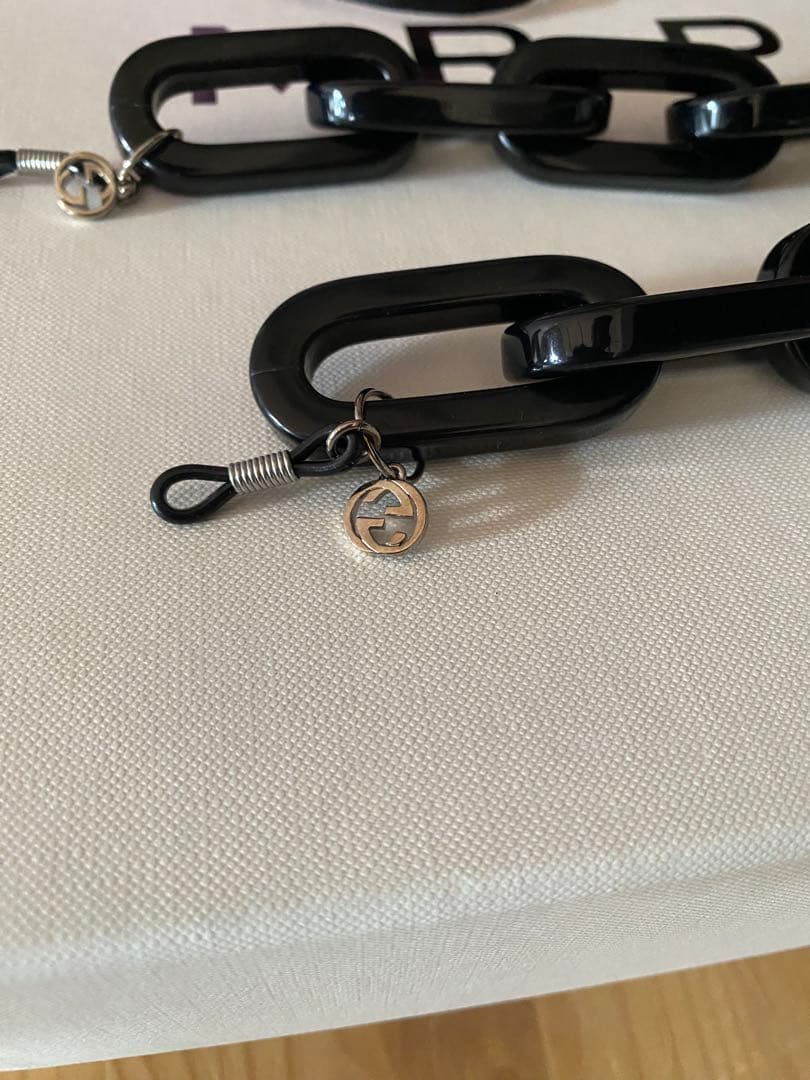 GUCCI サングラス チェーン