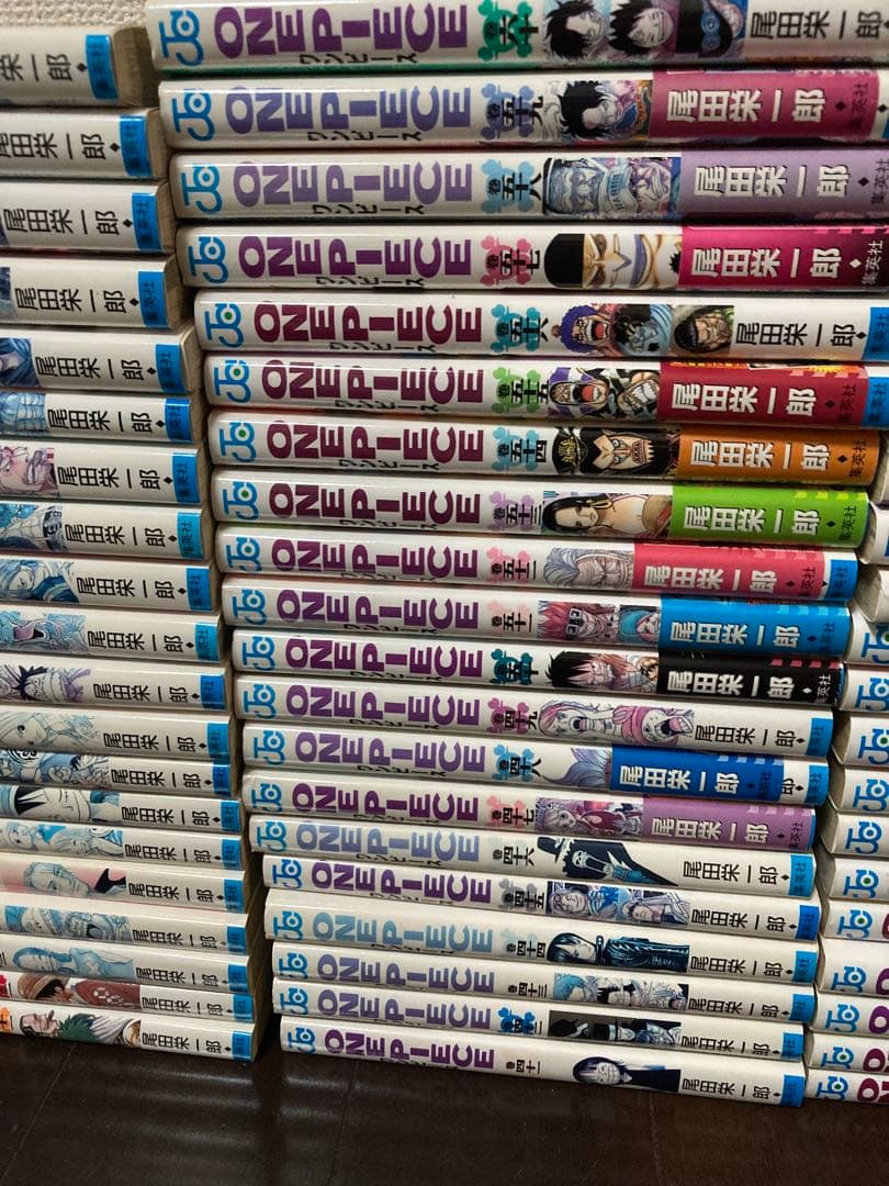 ワンピース　1〜82巻セット　漫画　おまけ付き　尾田栄一郎