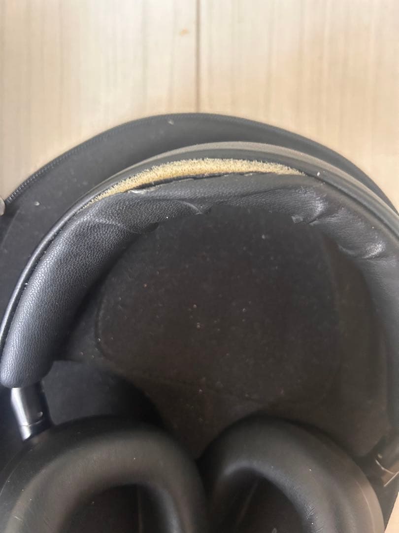 Bowers & Wilkins Px8 ワイヤレスヘッドフォン