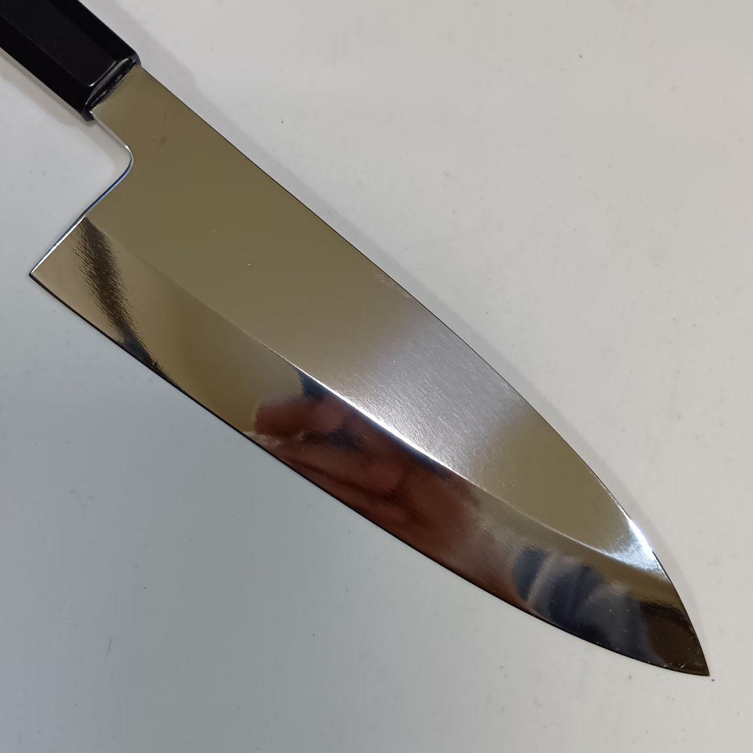 ステン本焼V金10号 出刃包丁18cm 右片刃 鏡面 黒水牛黒檀八角柄