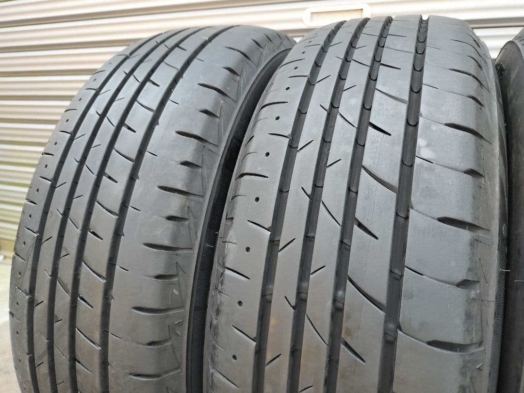 2023年製 プレイズ PX-RV2 195/65R15 バリ溝４本セット