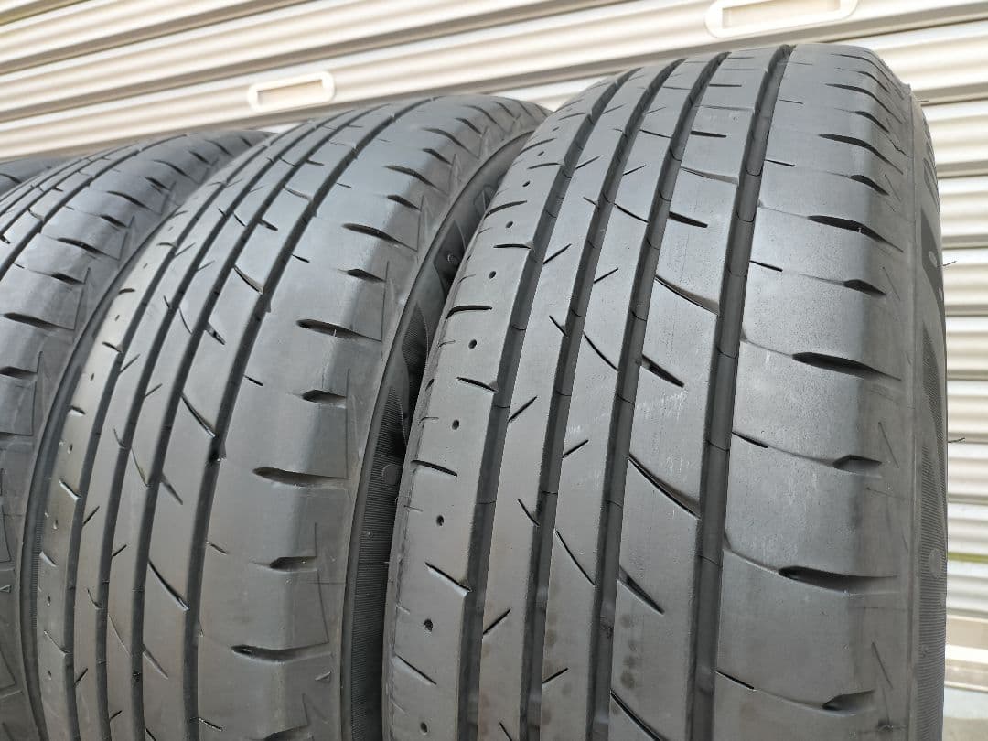 2023年製 プレイズ PX-RV2 195/65R15 バリ溝４本セット