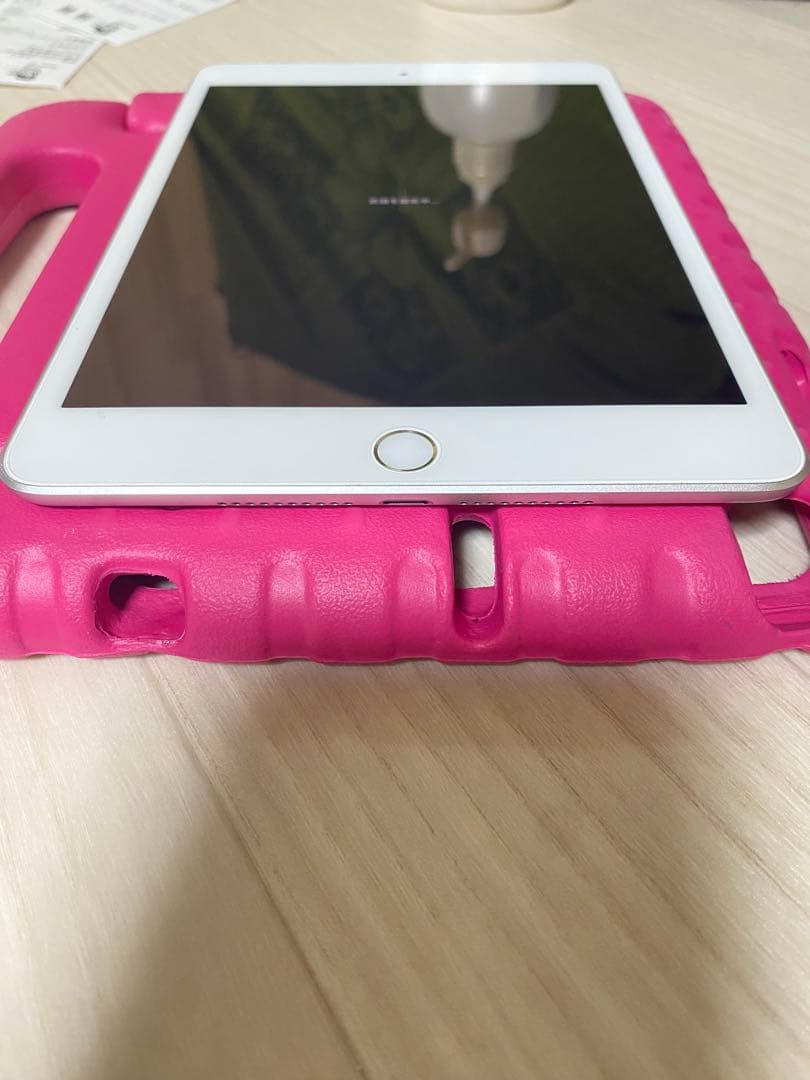 ピンク iPad ハンドル付きケース付き