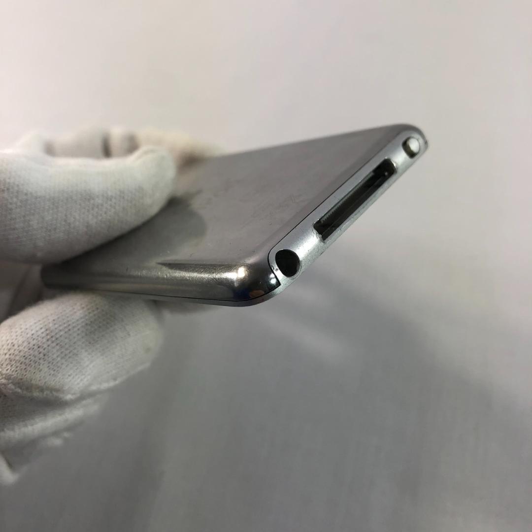 【動作品】Apple iPod nano 3世代　4GB シルバー　LMP③