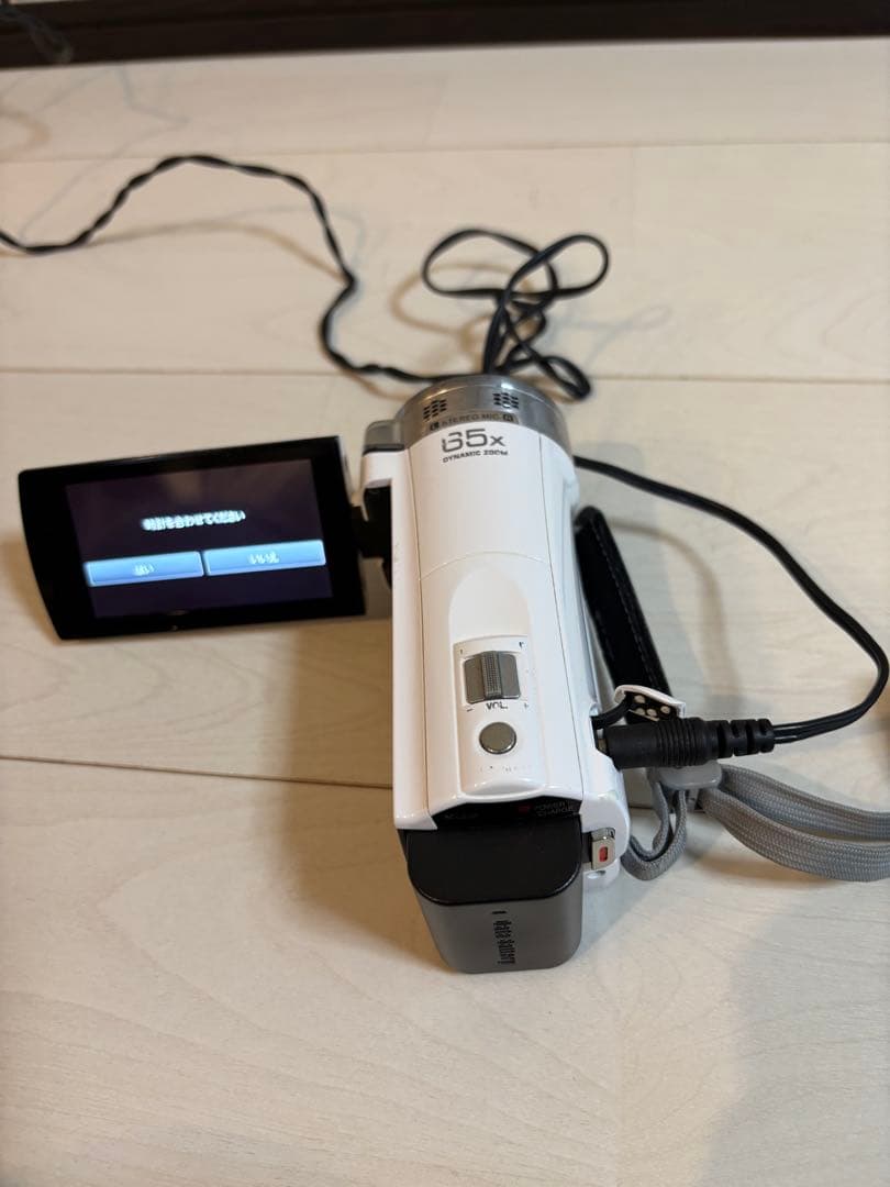 JVC Everio GZ-E565 ホワイト 35倍ズーム ホワイト