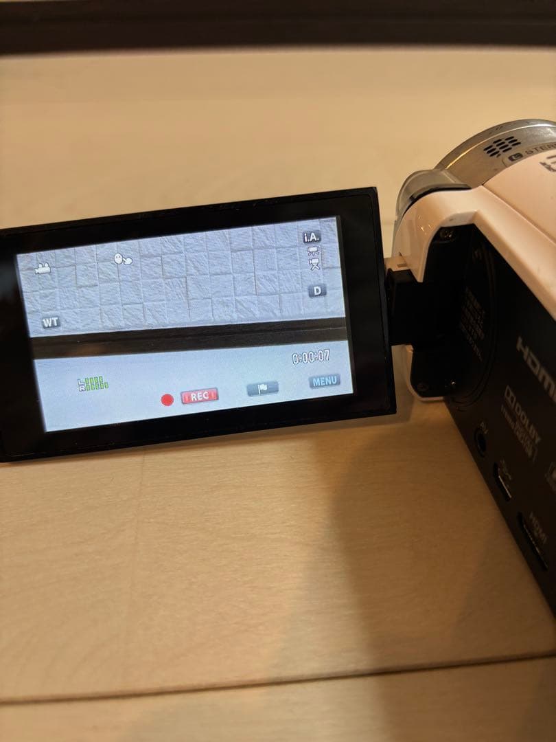 JVC Everio GZ-E565 ホワイト 35倍ズーム ホワイト