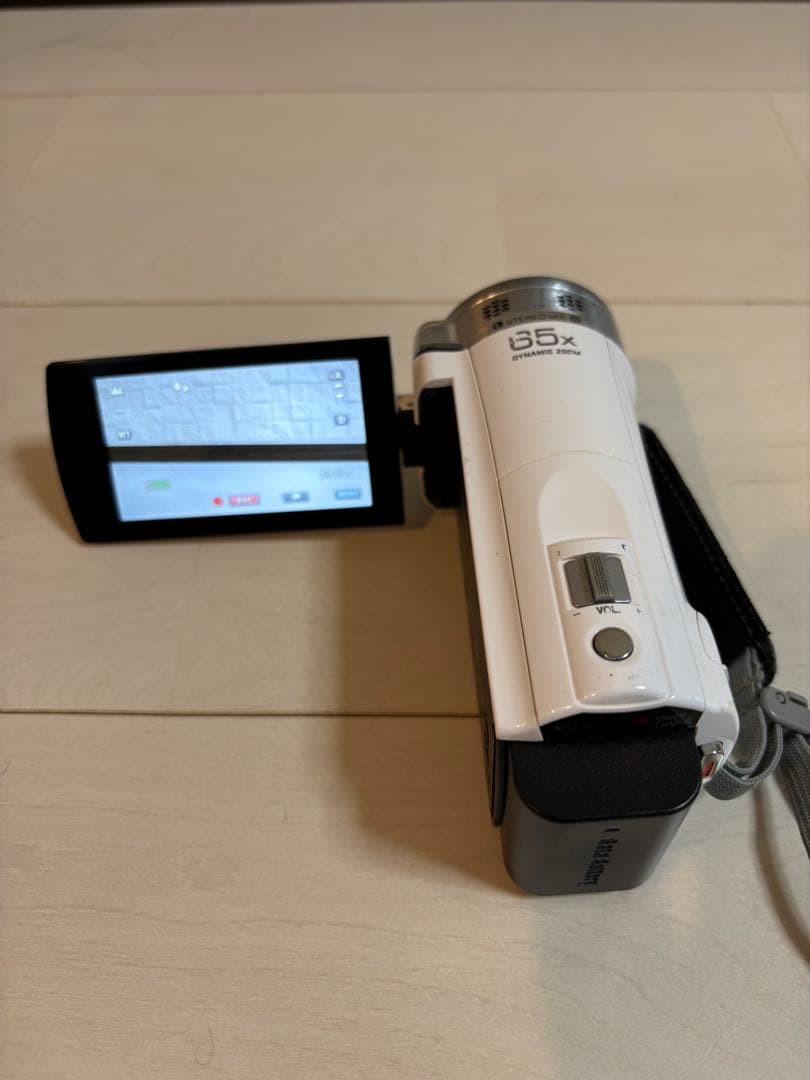 JVC Everio GZ-E565 ホワイト 35倍ズーム ホワイト