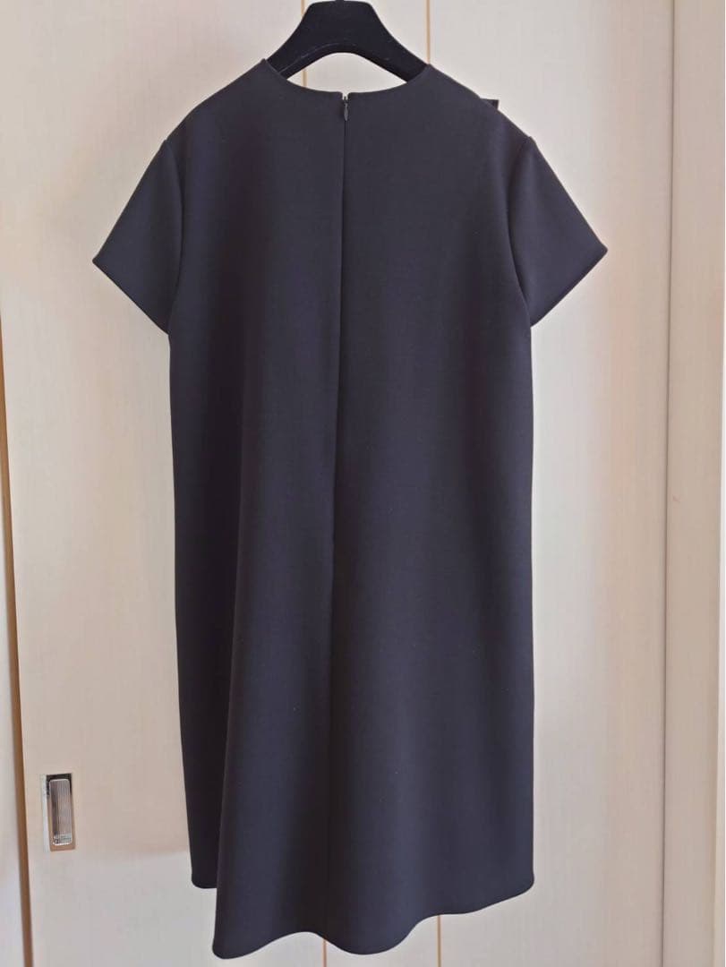 【ほぼ新品】YOKOCHANヨーコチャン ボリュームラッフルパールワンピ