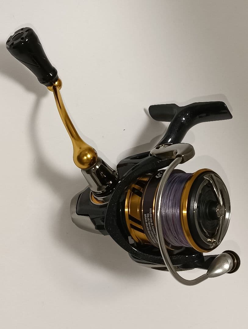 美品■カスタム■ダイワ 18 レガリス LT2500S-XH ゴメクサス部品