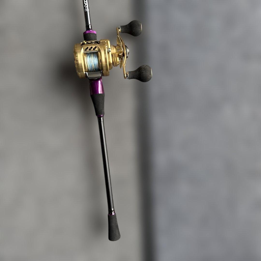 さ*き様 DAIWA　バサラ　１００竿付き