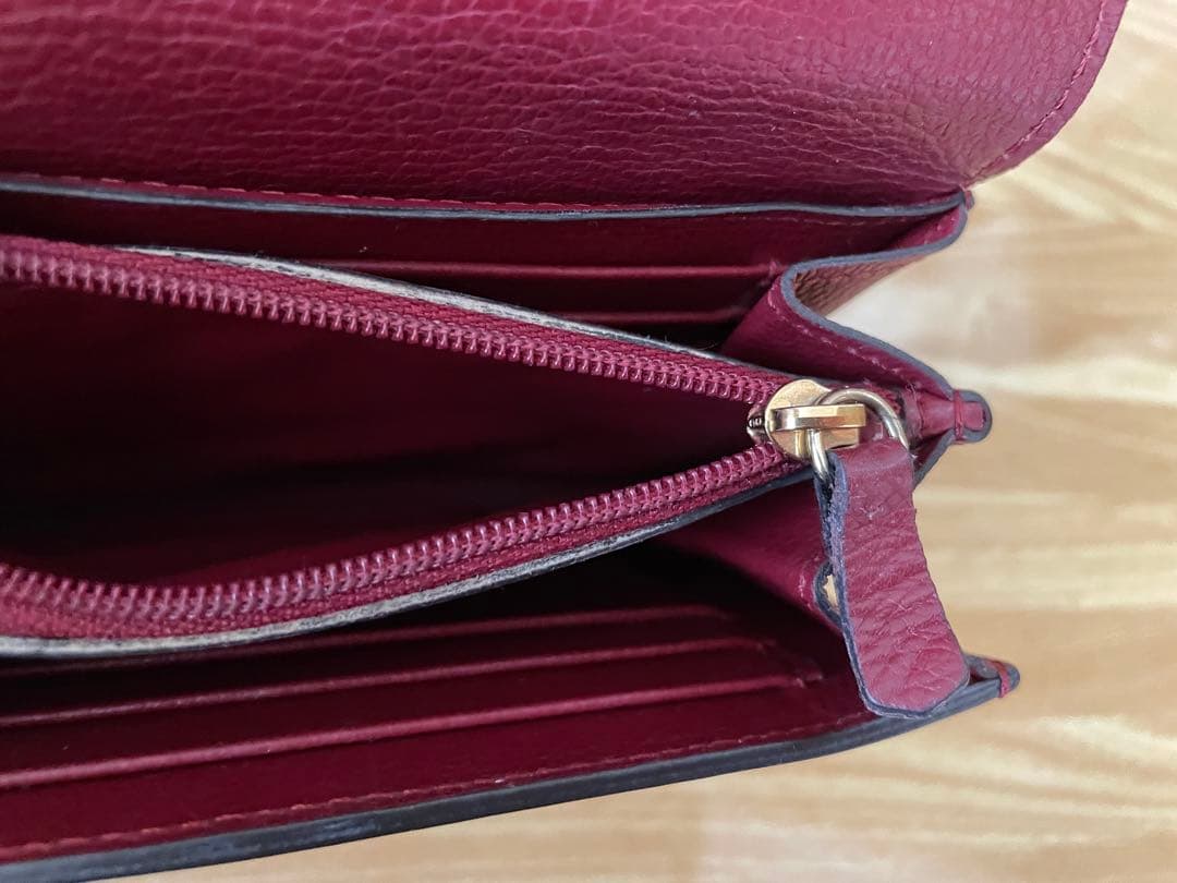 Cartier(カルティエ)Cドゥ　バーガンディ　二つ折り財布