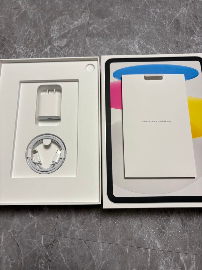 開封済み/未使用　iPad A16 11世代 128GB Wi-Fi ブルー