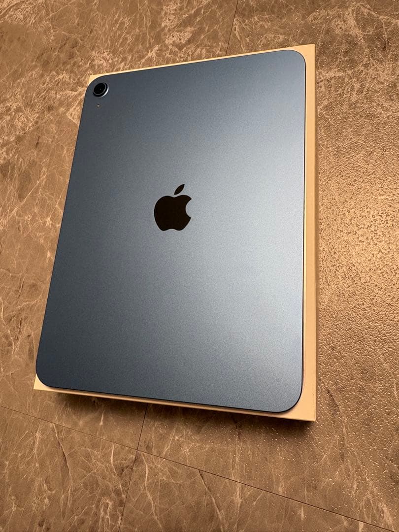 開封済み/未使用　iPad A16 11世代 128GB Wi-Fi ブルー