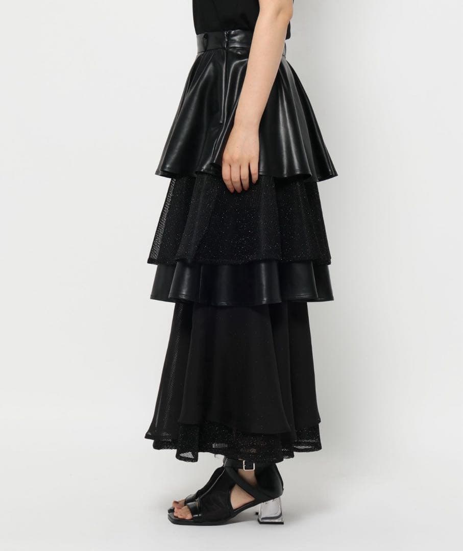 HARE フェイクレザーシアーティアードスカート