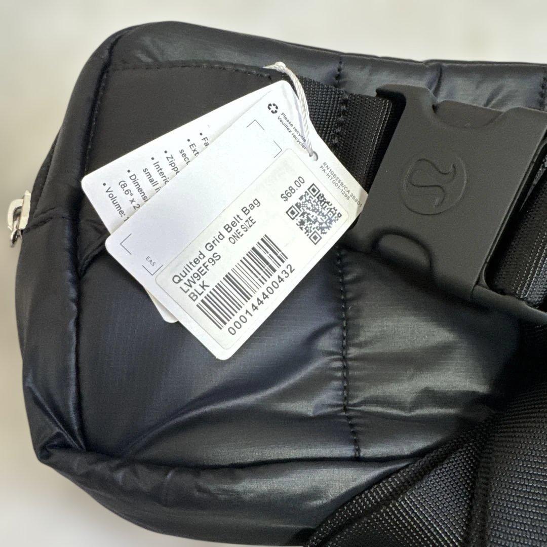未使用・タグ付lululemonベルトバッグ ウエストポーチ 1.5Lルルレモン