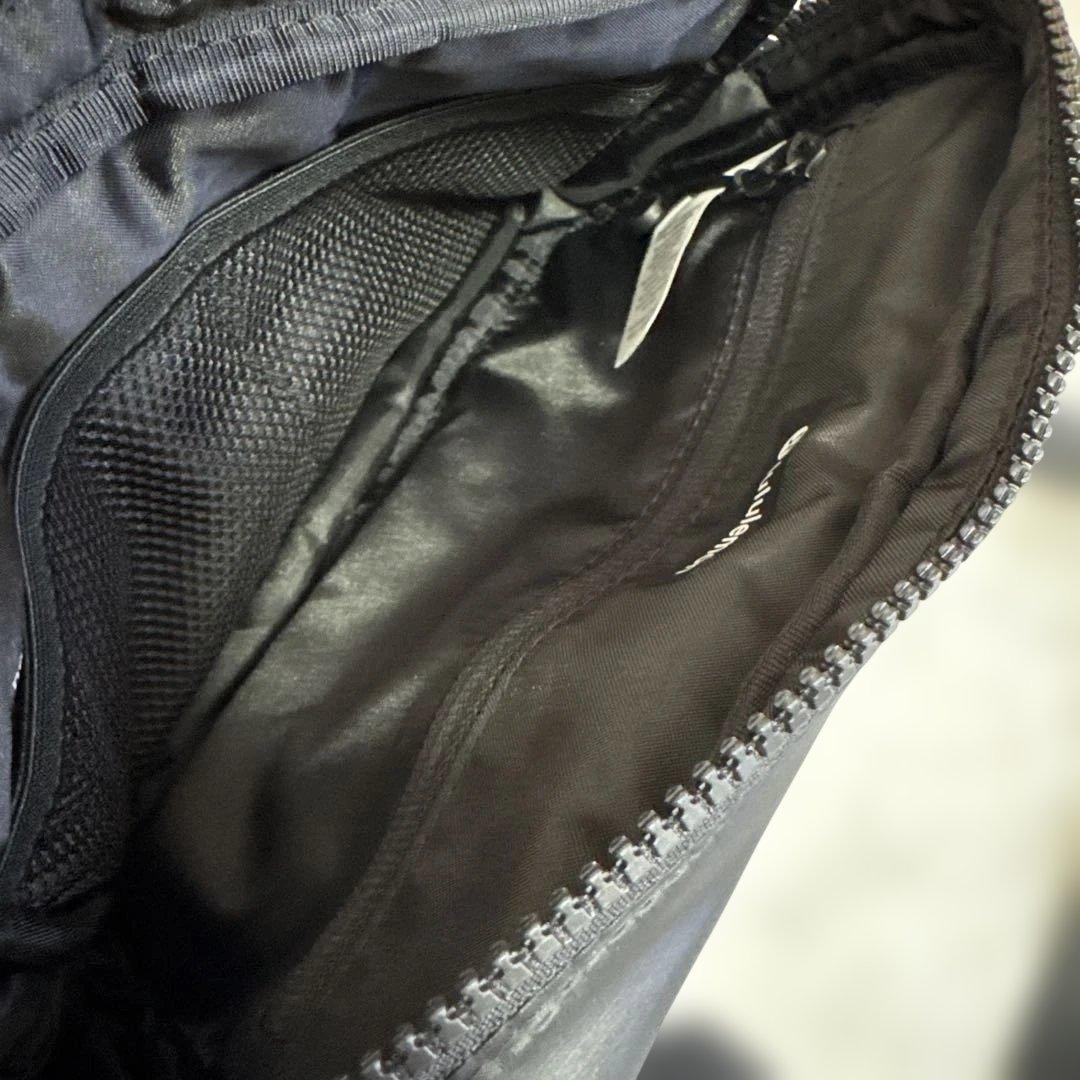 未使用・タグ付lululemonベルトバッグ ウエストポーチ 1.5Lルルレモン