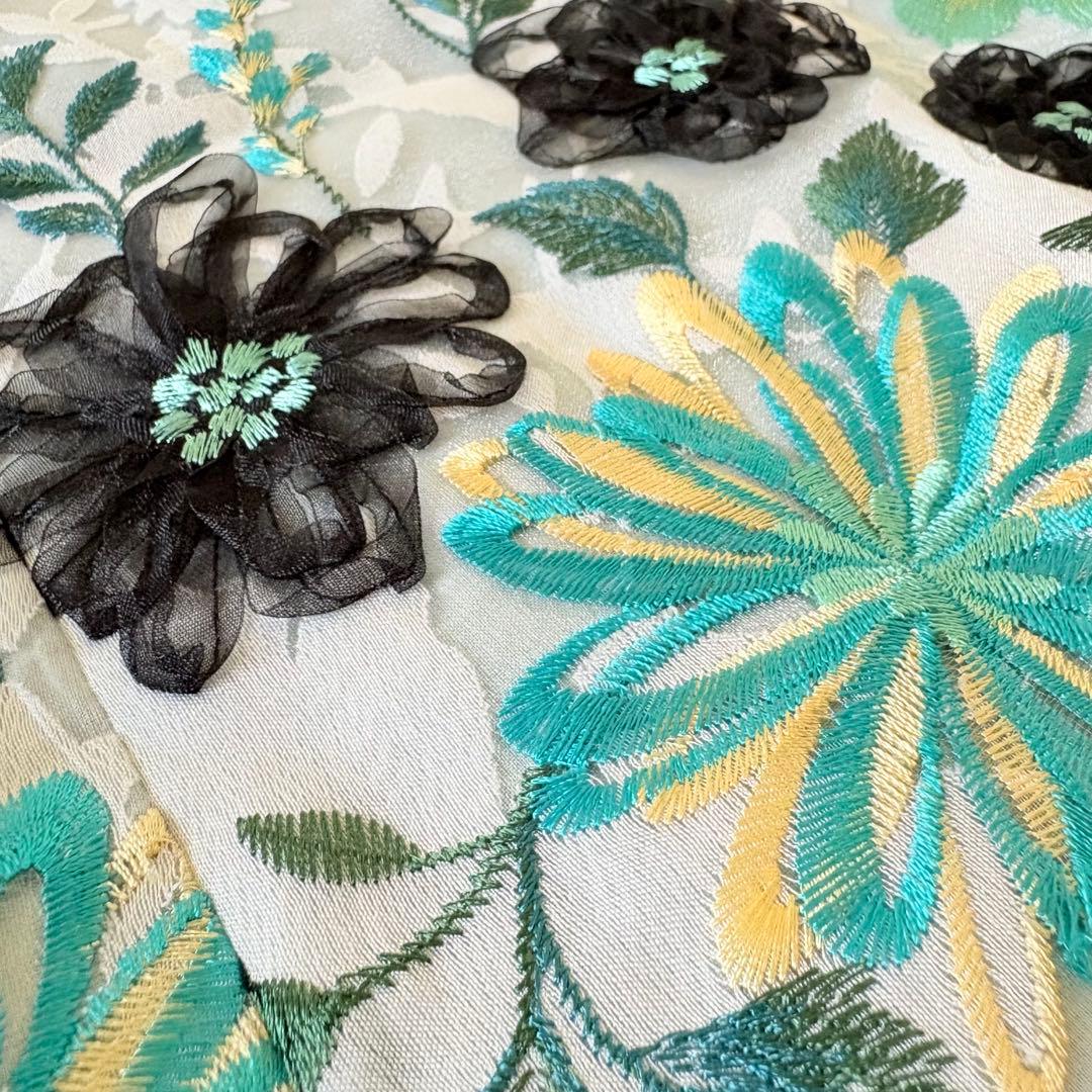 新品タグ付き✨トッカ ワンピース mirage 刺繍 花 フレア　Aライン　2