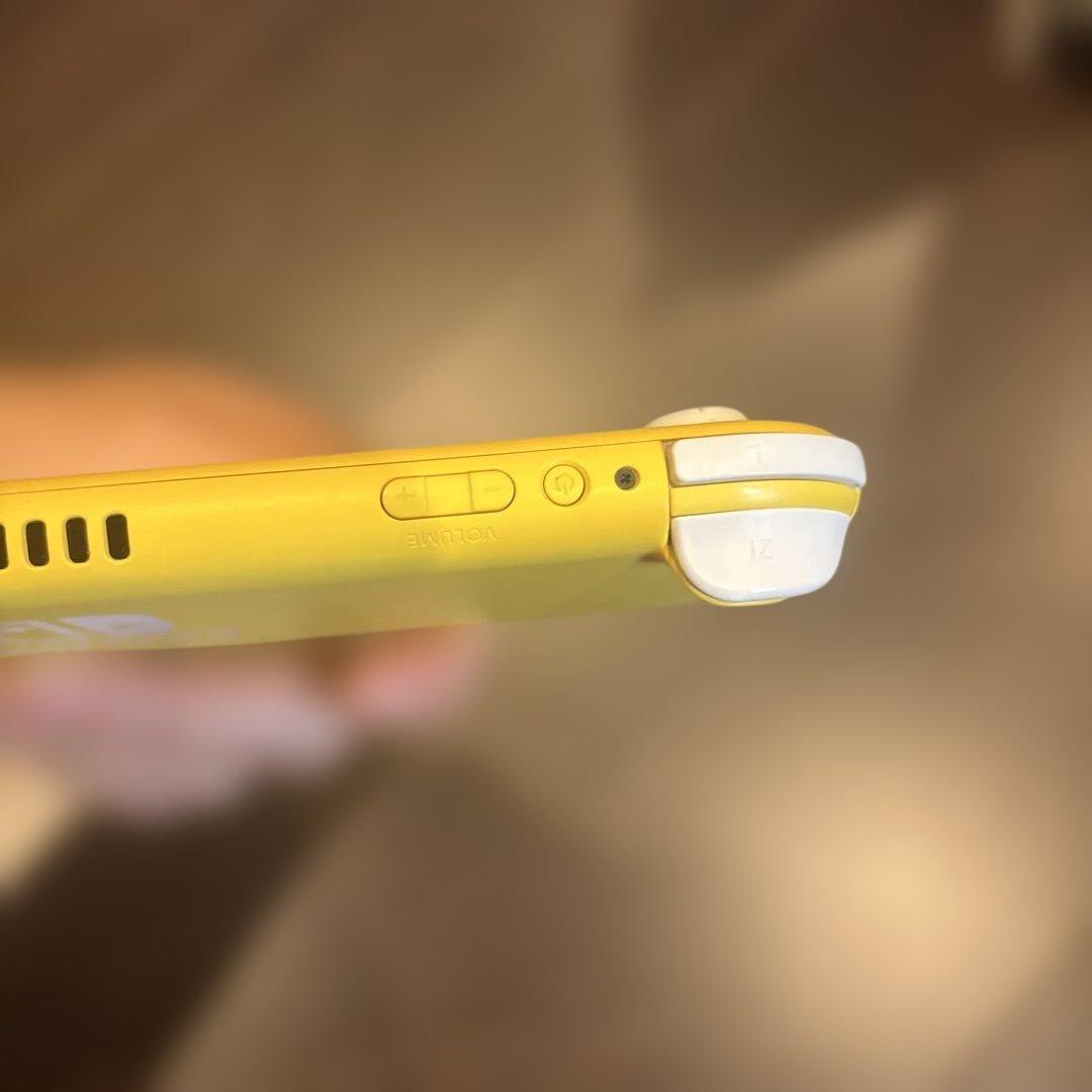 Nintendo Switch Lite 本体 黄色　動作良好