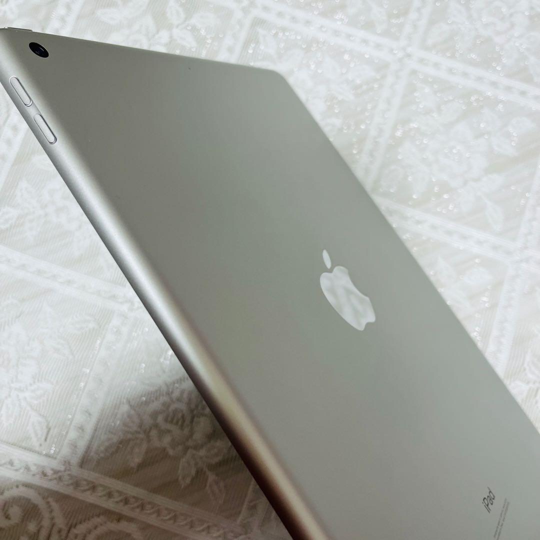 iPad 第7世代 32GB Wi-Fi シルバー 美品 本体のみ A2197