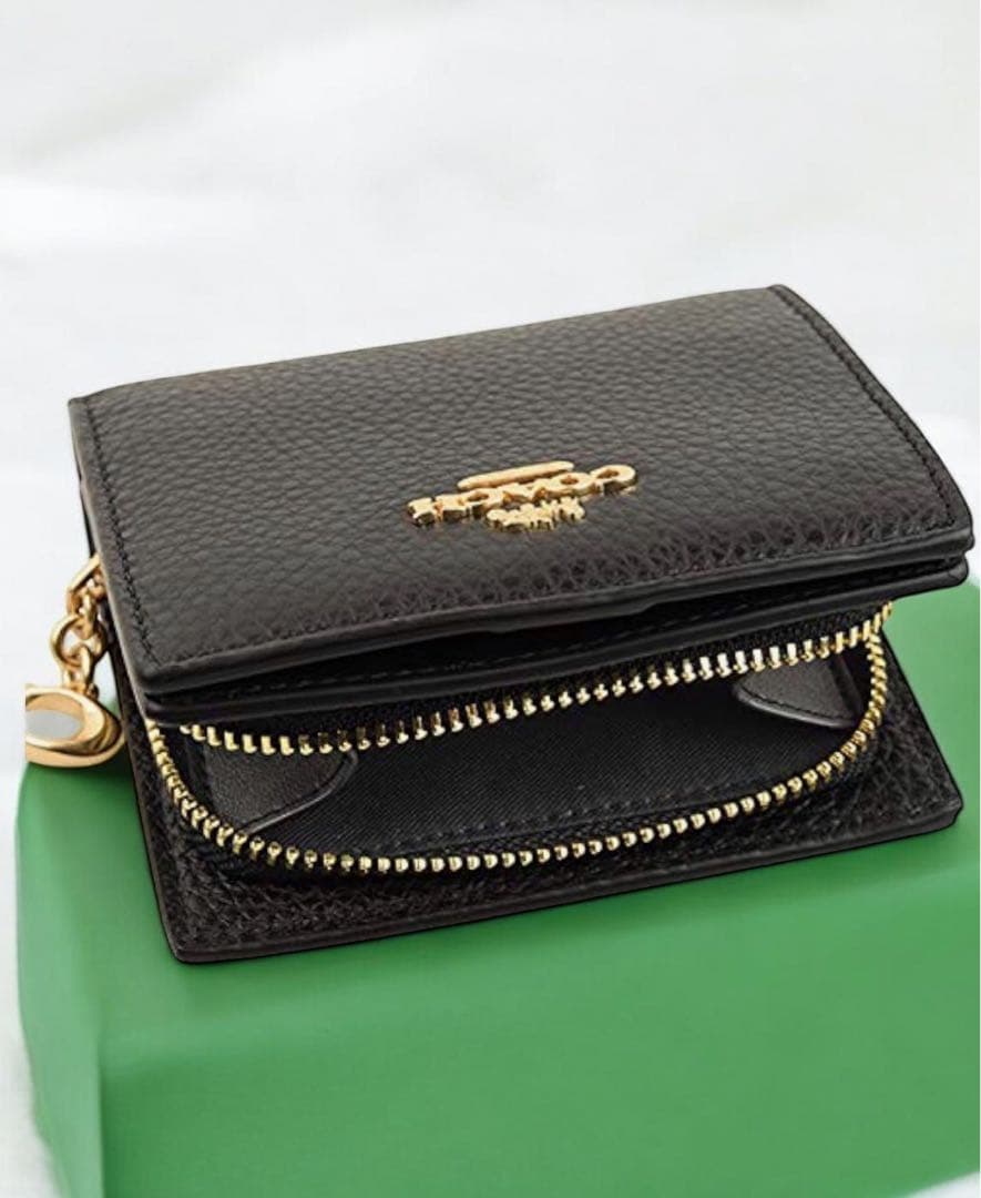 【新品】COACH ★二つ折り財布新品