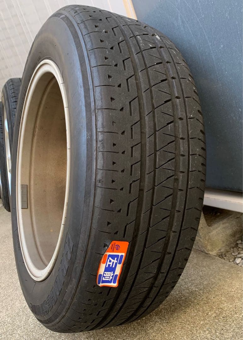 【直接引き取り限定】ランクルプラド17インチ ホイール(タイヤ付)