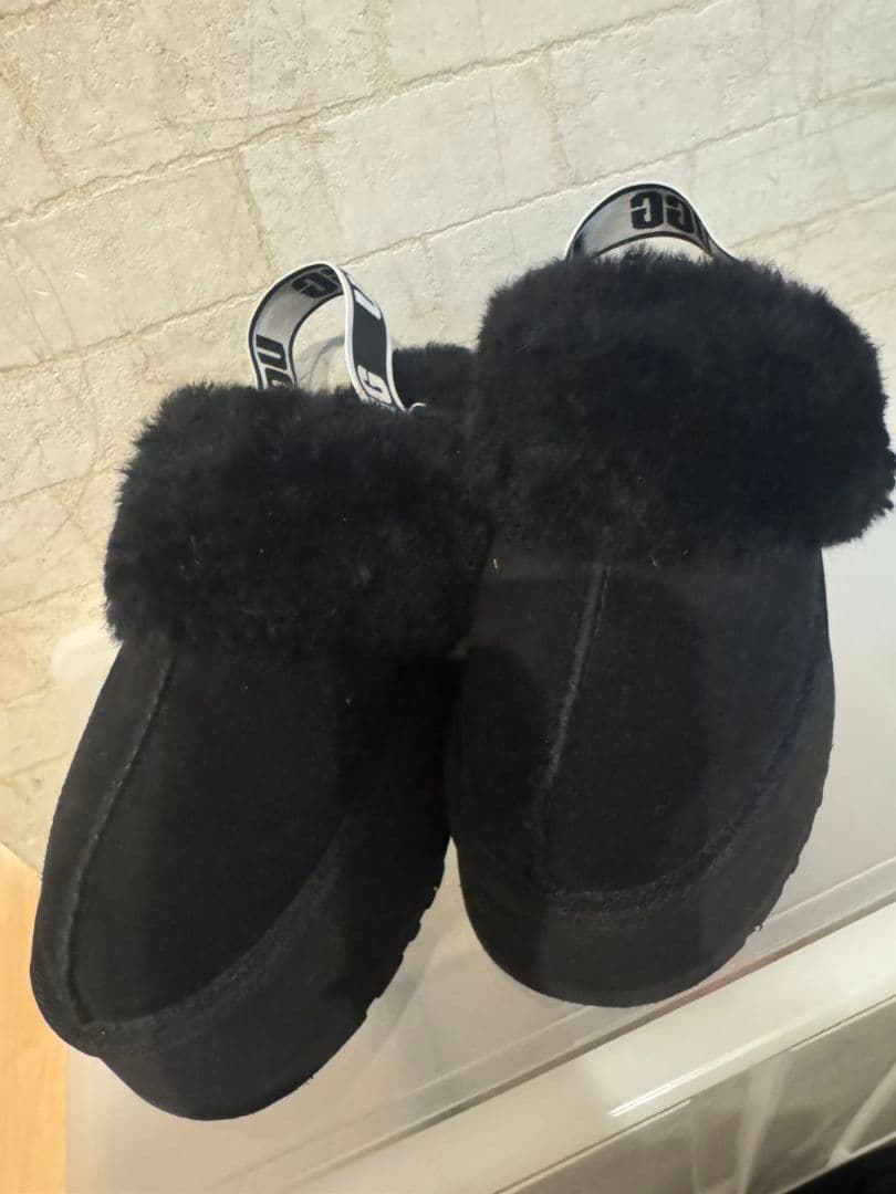 靴 UGG W FUNKETTE