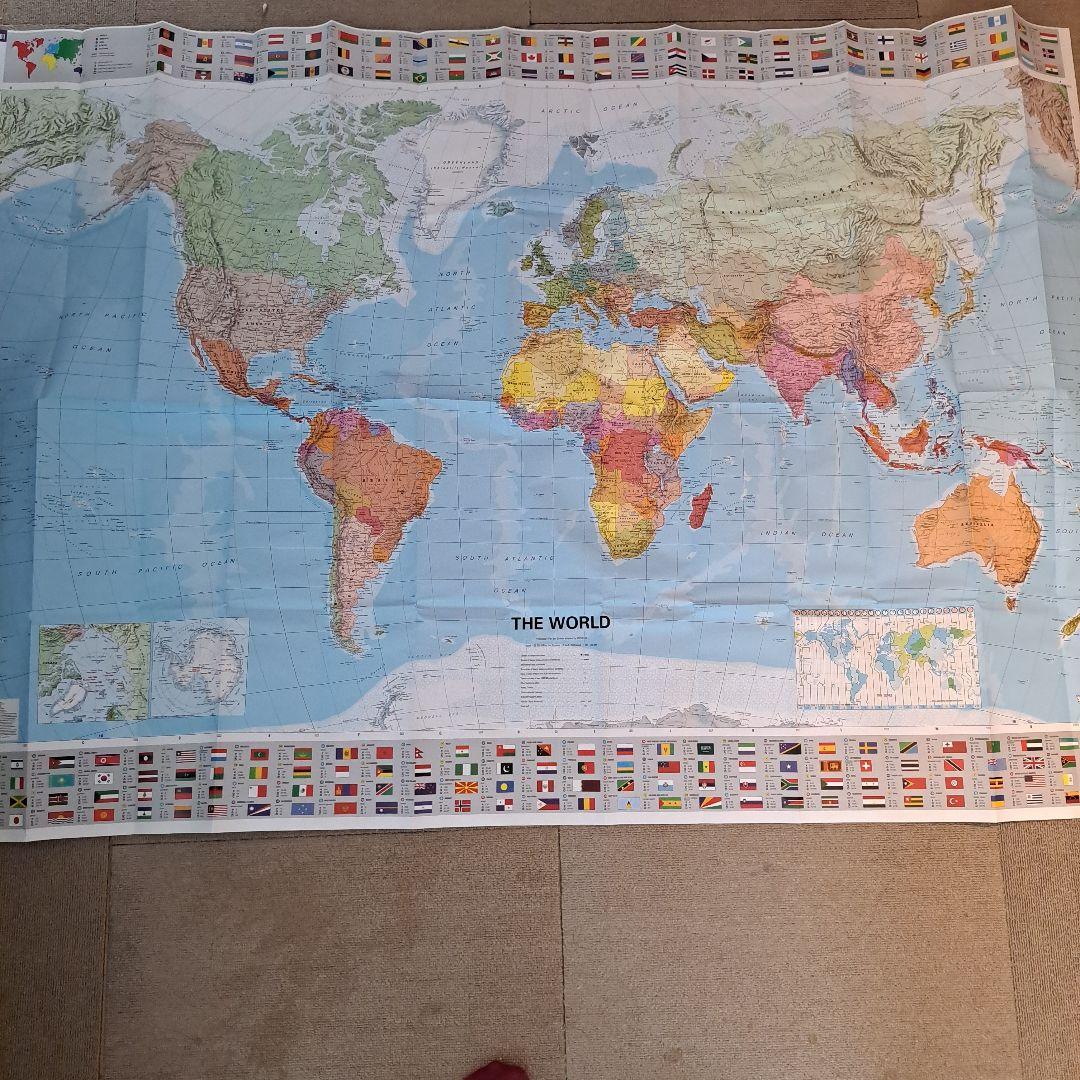 世界地図 The World English Edition 世界旅行が好きな方
